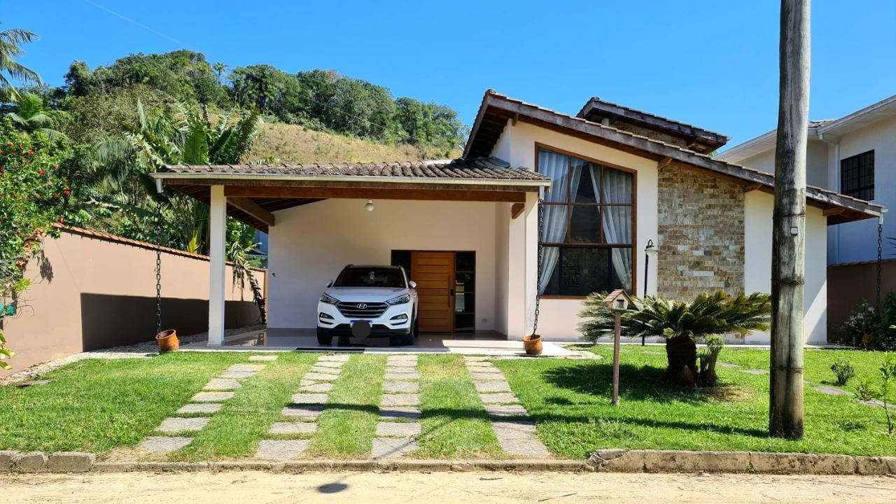 Linda Casa Em Ubatuba Condominio Fechado Luaran gambar
